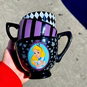 Alice in wonderland mug